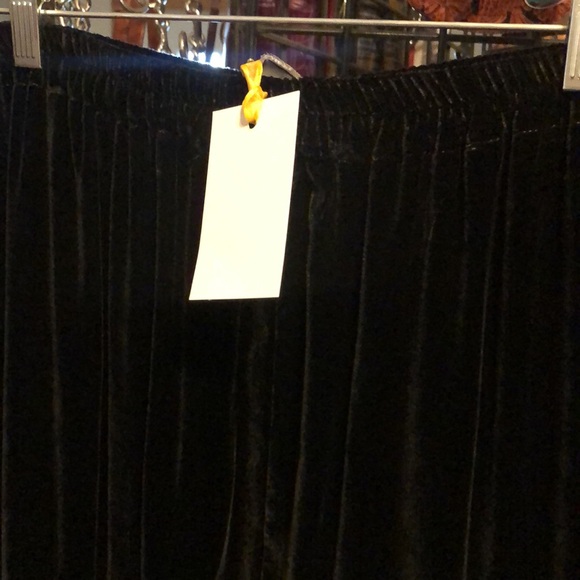 Reb Collections velvet midi skirt one of a kind! - Picture 3 of 4